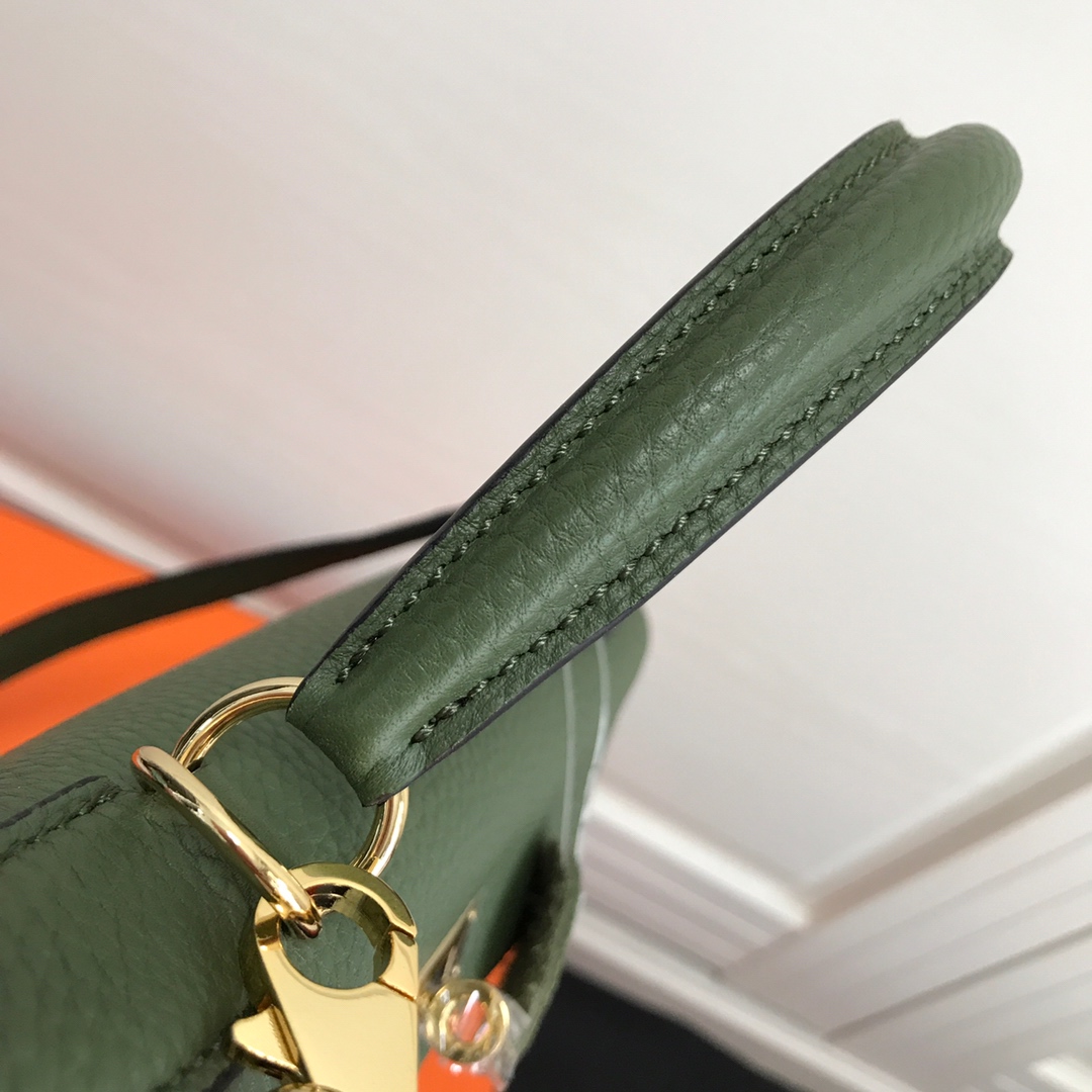 Hermes Kelly 32cm Handbag Shoulder Bag in Forest Green Togo Leather